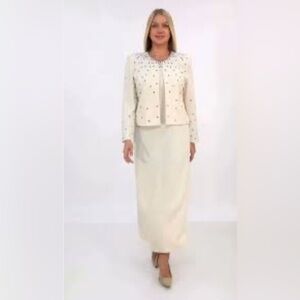 R&M Richards Cream 2-piece Ensemble
